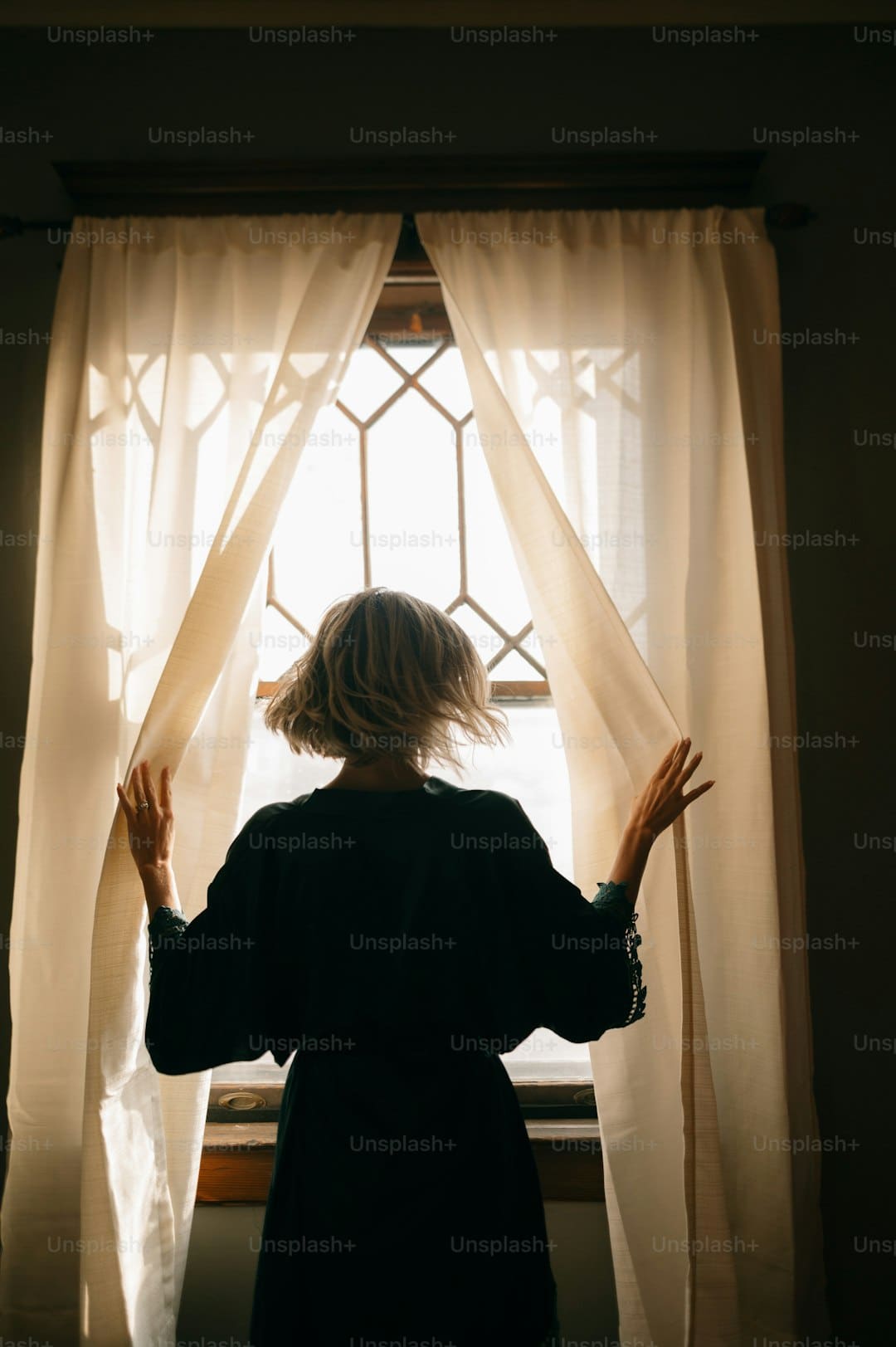 欧阳娣娣给刘宇宁夸成翘嘴了 综艺里的中英搀杂引争议